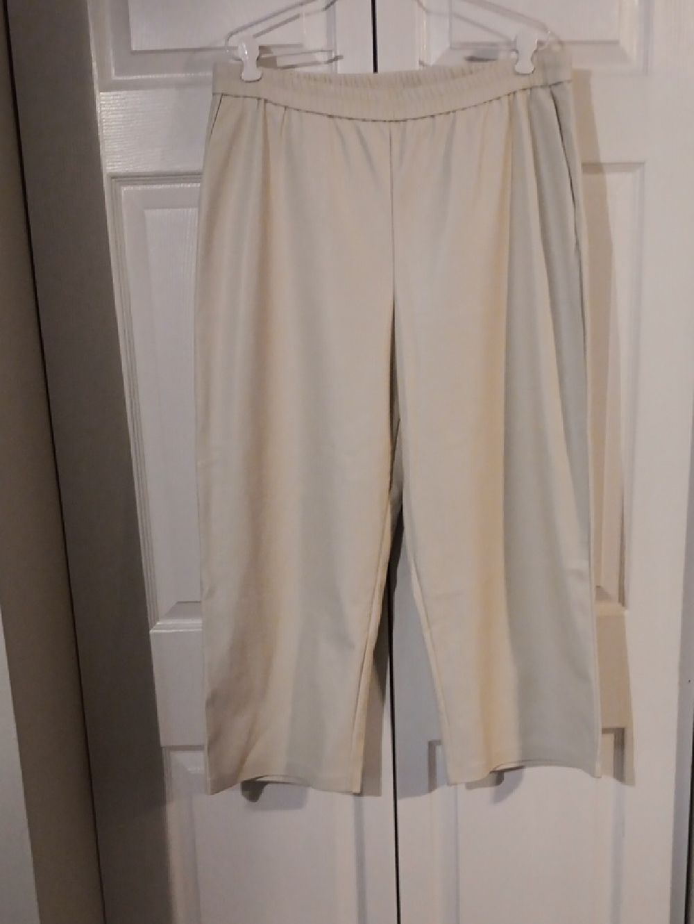dennis basso Cream Cropped Wide-Leg Pants
